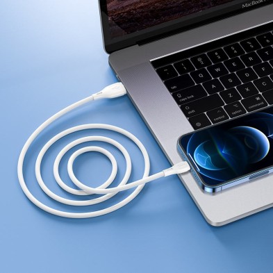 Cable Lightning a USB Hoco X61 – Carga Rápida 2.4A y Diseño Flexible | 1 Metro